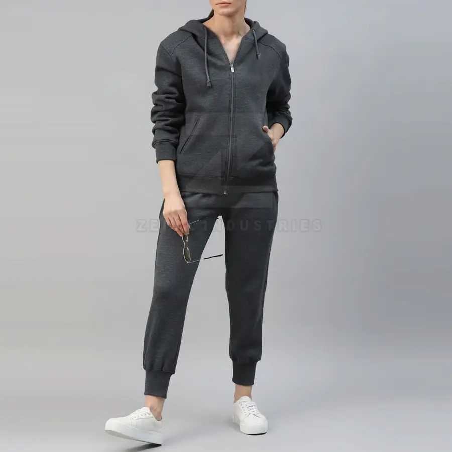 Premium Quality Wholesale Women Winter Plus Size Hooded Windproof Breathable Tracksuits Sets 100% Cotton Customizable — Zefal Industries product photograph 1 of 2