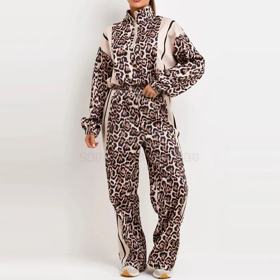 Outdoor Use Winter Hooded Eco-Friendly Women's Tracksuits Custom Color 100% Cotton OEM Service Hot Selling — Zefal Industries product photograph 1 of 2